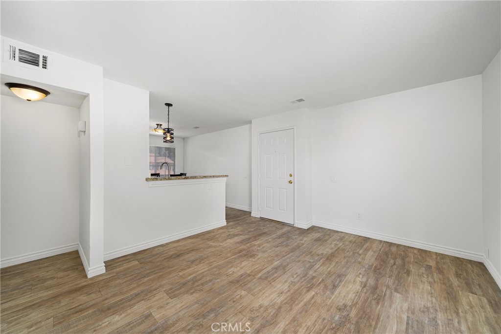 1365 Crafton Avenue 2073