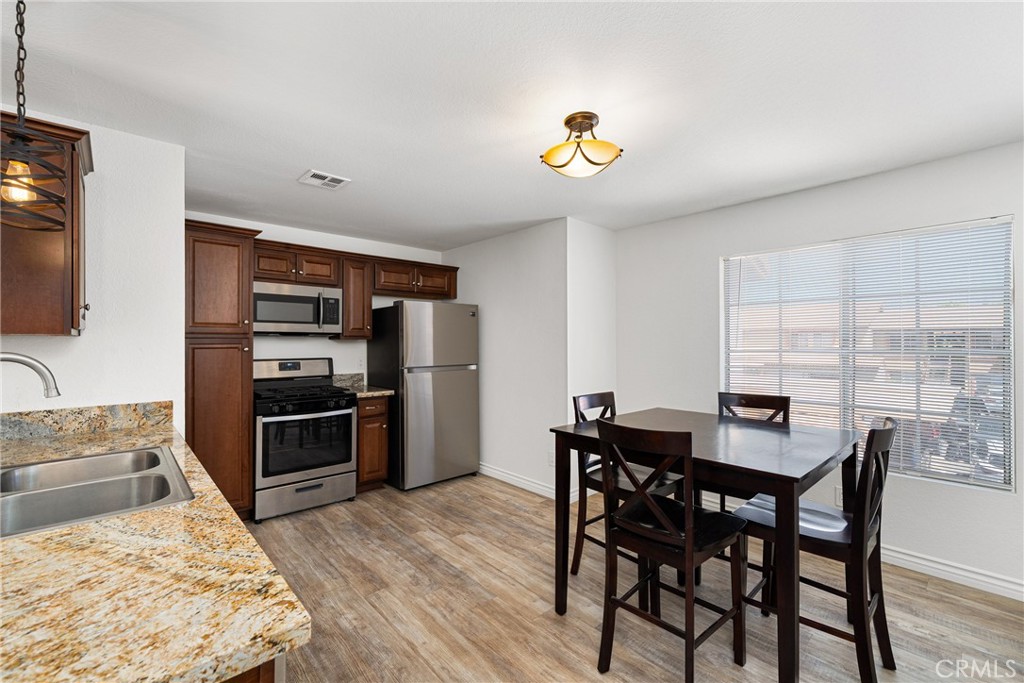 1365 Crafton Avenue 2073