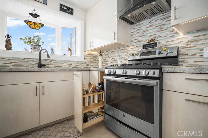 815 Marvista Avenue S