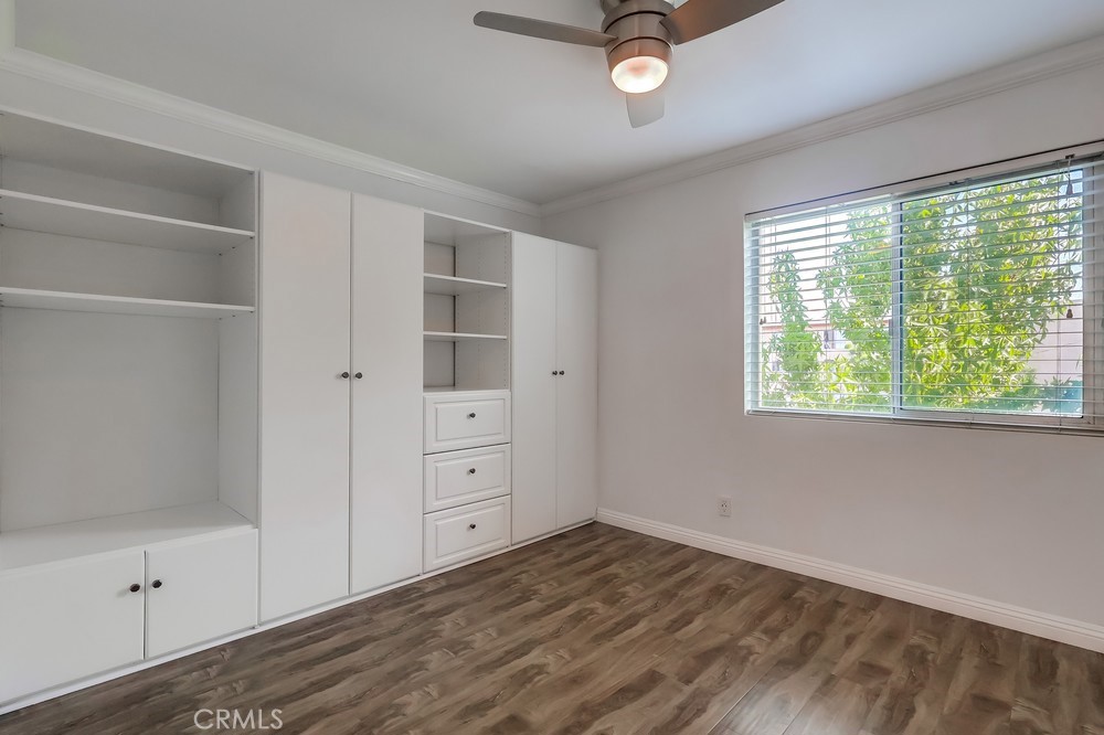 3565 Linden Avenue 255