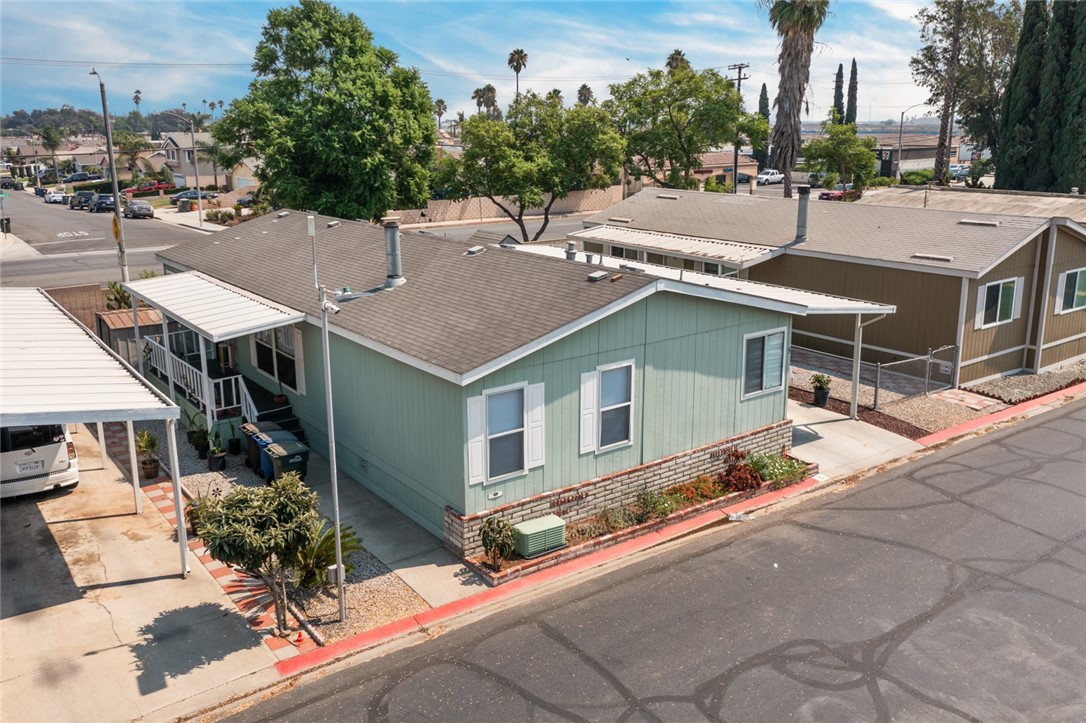 1855 E Riverside Drive 5