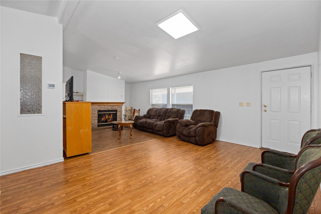 1855 E Riverside Drive 5