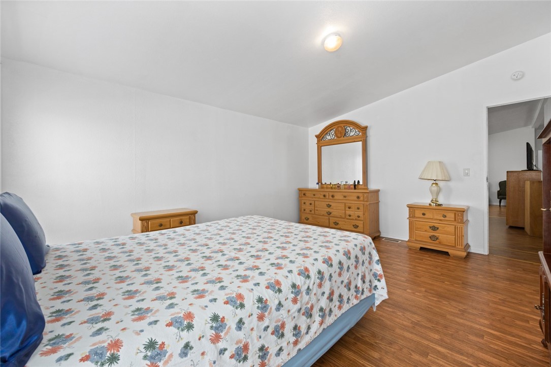 1855 E Riverside Drive 5