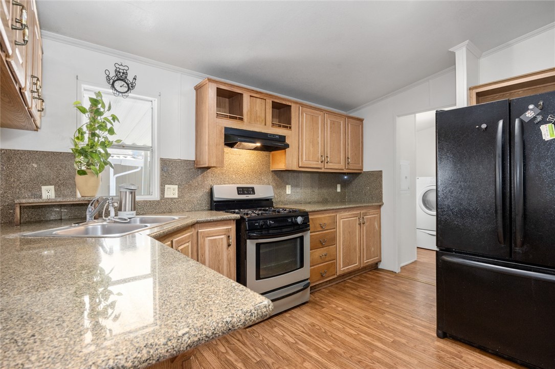 1855 E Riverside Drive 5