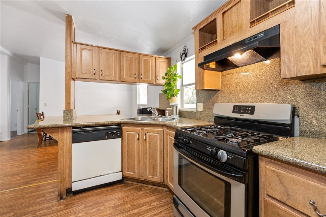 1855 E Riverside Drive 5