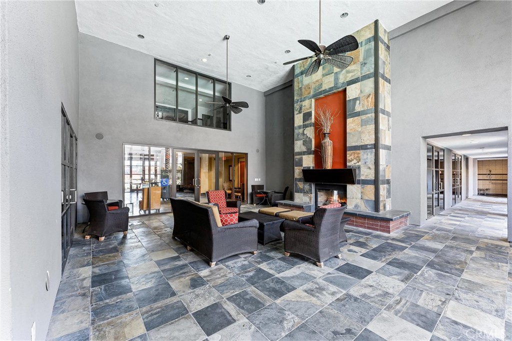 1801 E Katella Avenue 1134