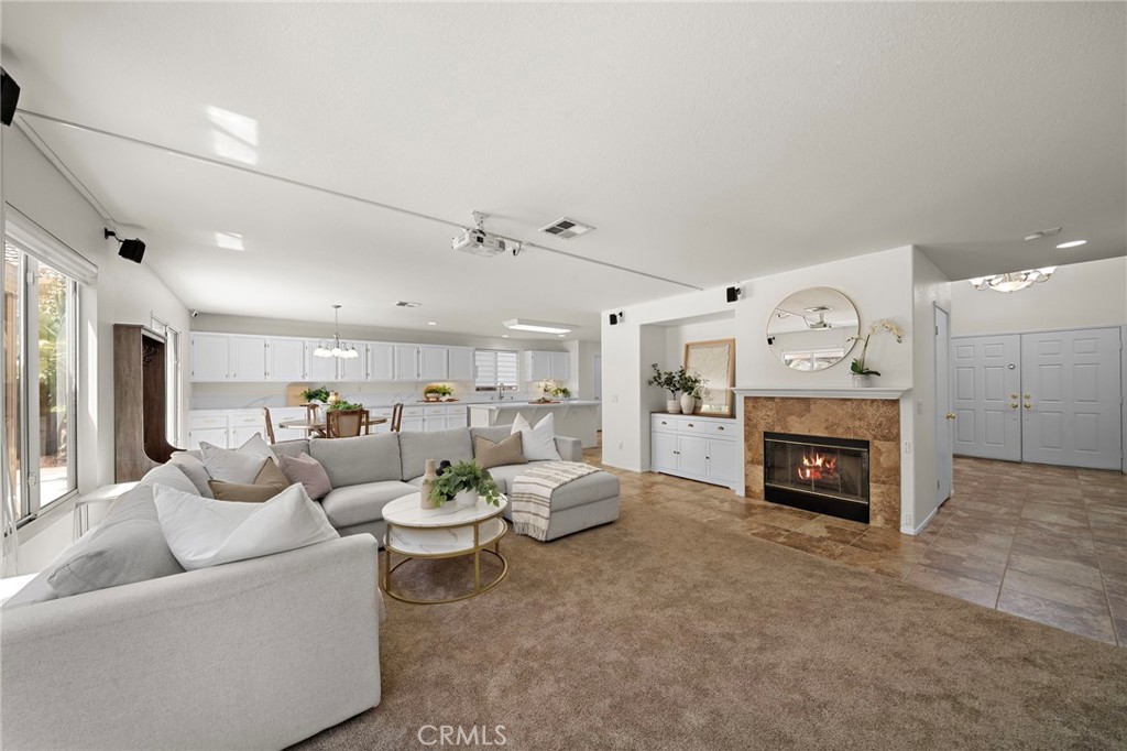 444 Appleby Street