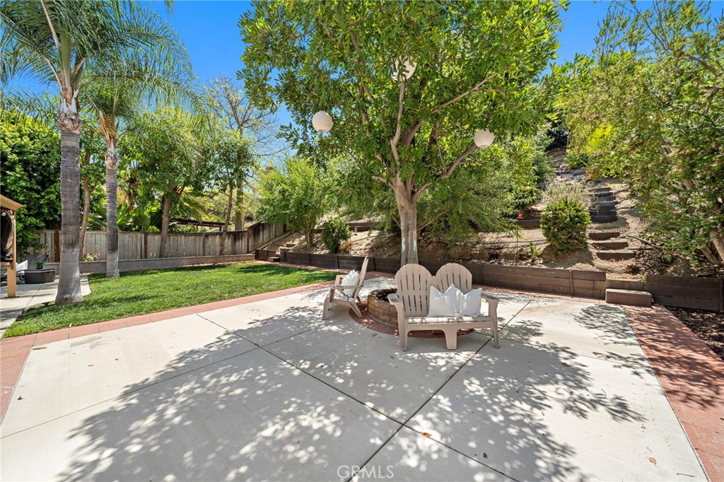 444 Appleby Street