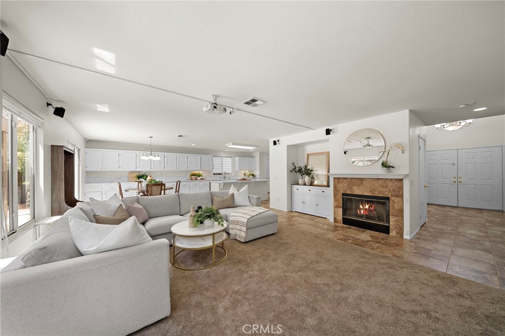 444 Appleby Street