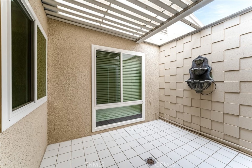 707 Avenida Majorca G