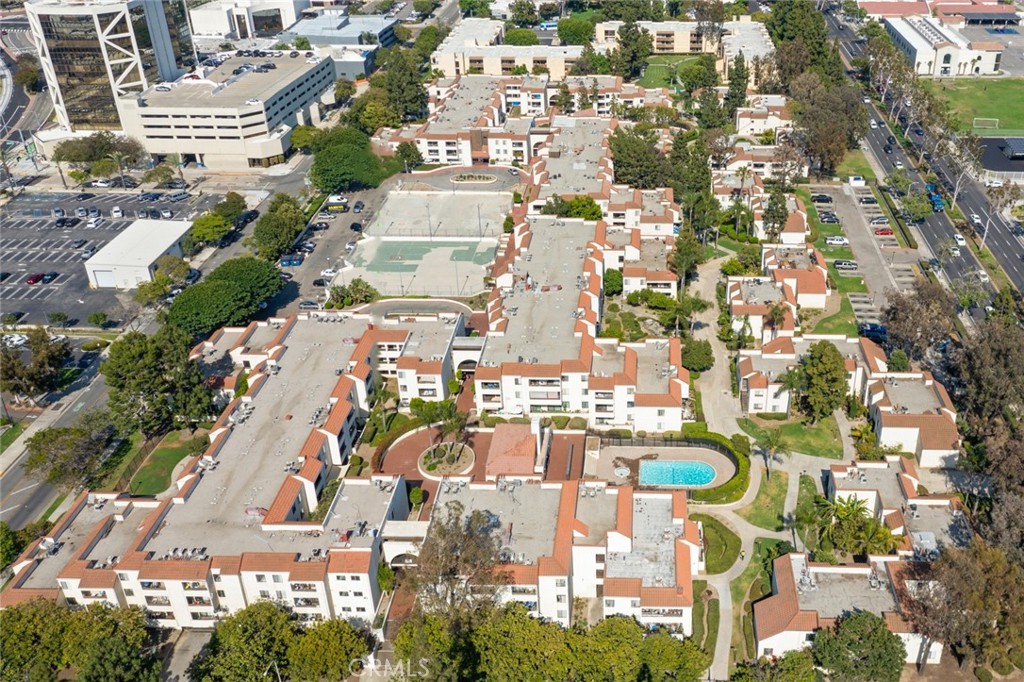 701 W 1st Street D101