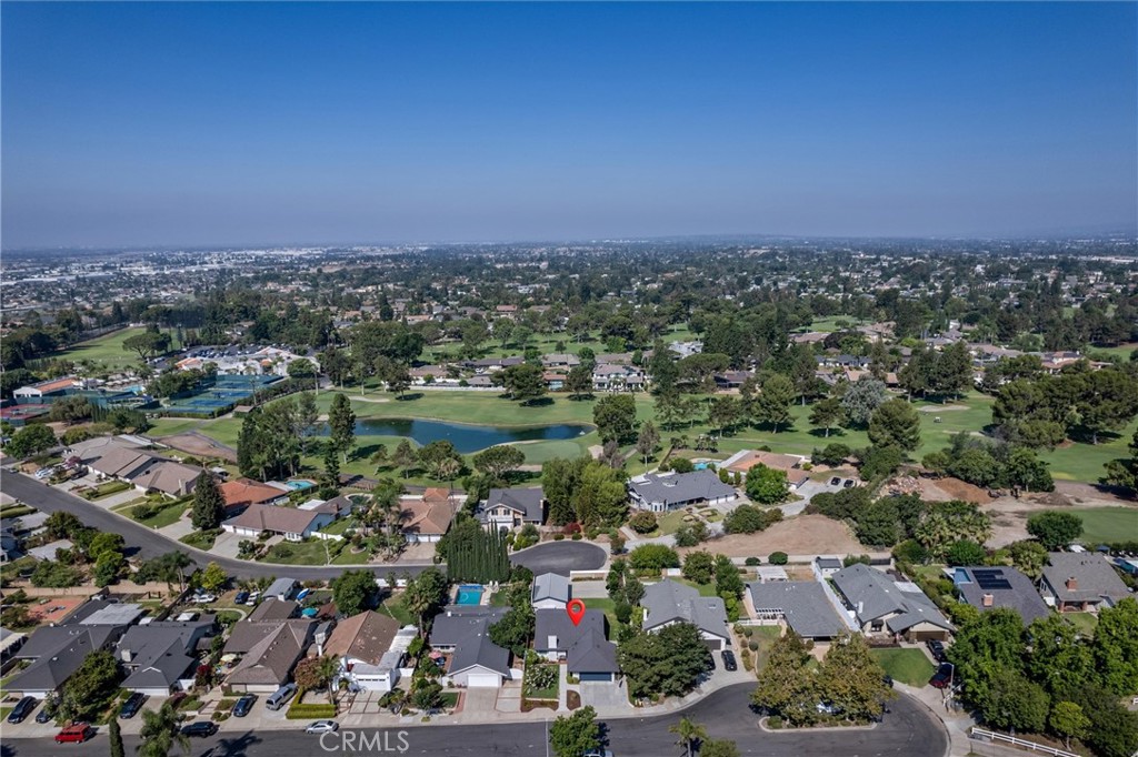 5651 LYNNBROOK Plaza