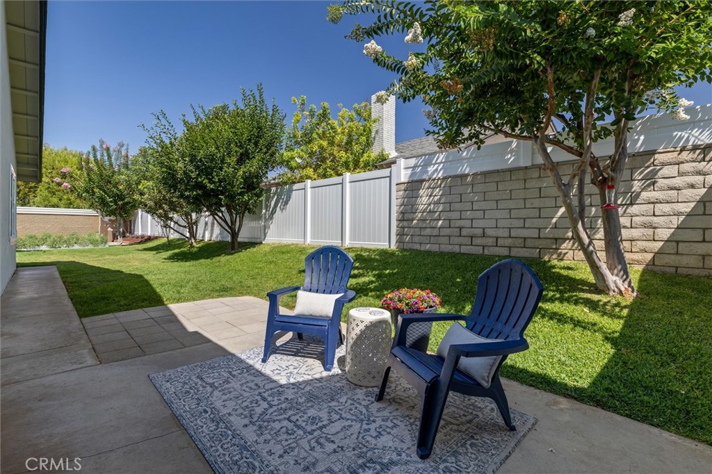 5651 LYNNBROOK Plaza