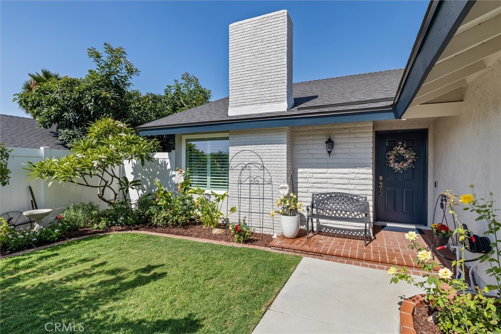 5651 LYNNBROOK Plaza