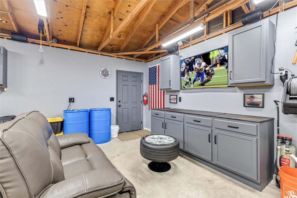 5651 LYNNBROOK Plaza