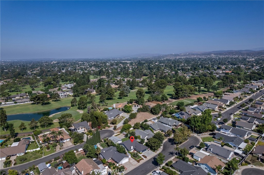 5651 LYNNBROOK Plaza