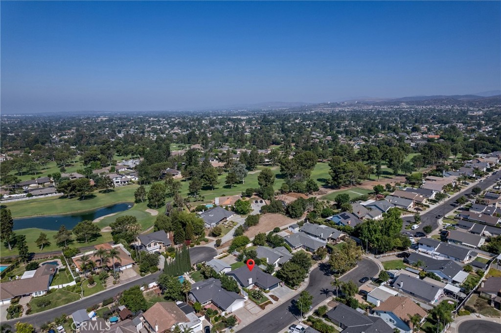 5651 LYNNBROOK Plaza