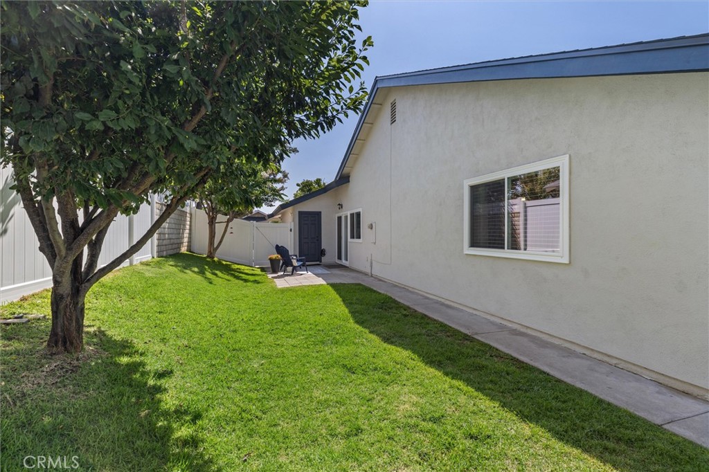 5651 LYNNBROOK Plaza