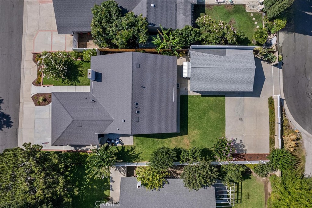 5651 LYNNBROOK Plaza