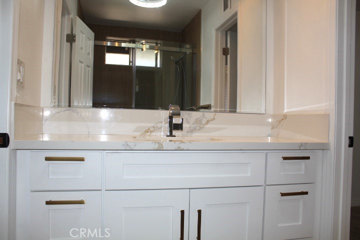 1671 W Cindy Lane B