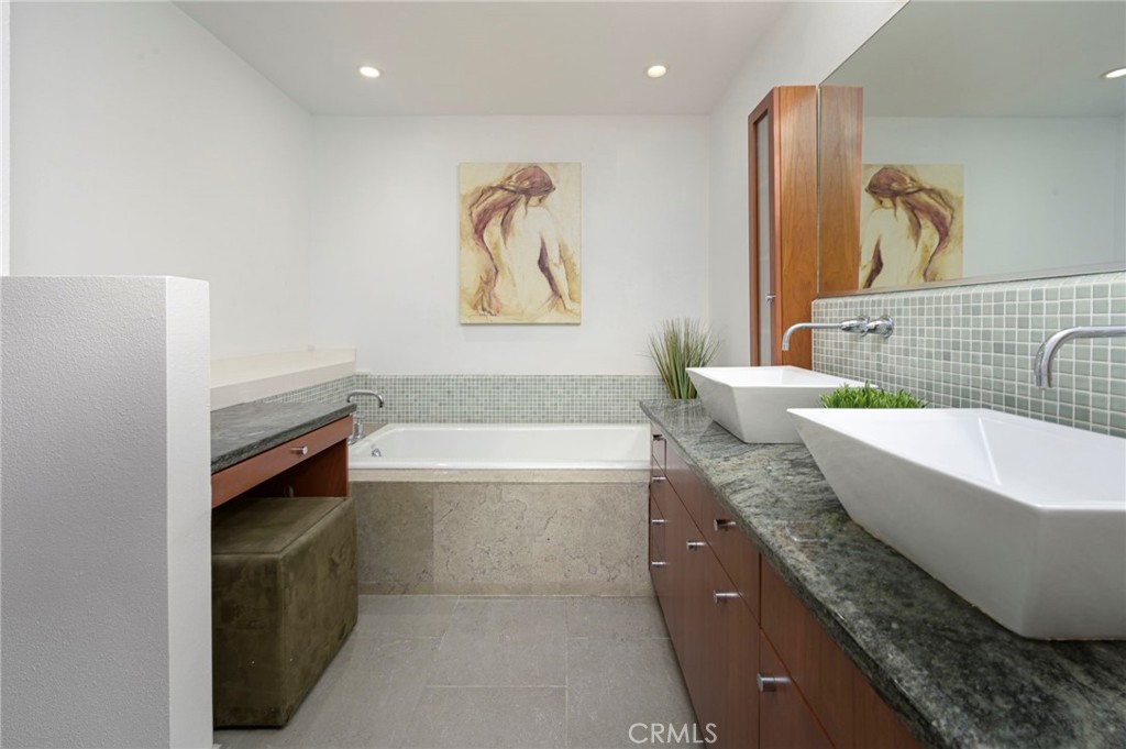 3610 WINDSONG Circle