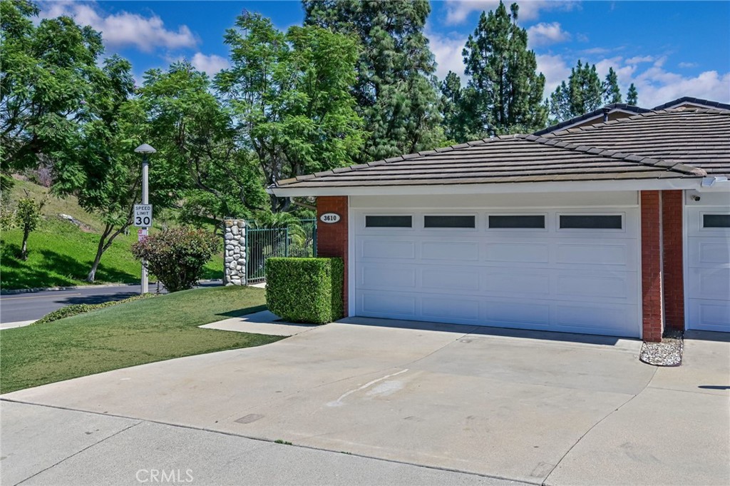 3610 WINDSONG Circle