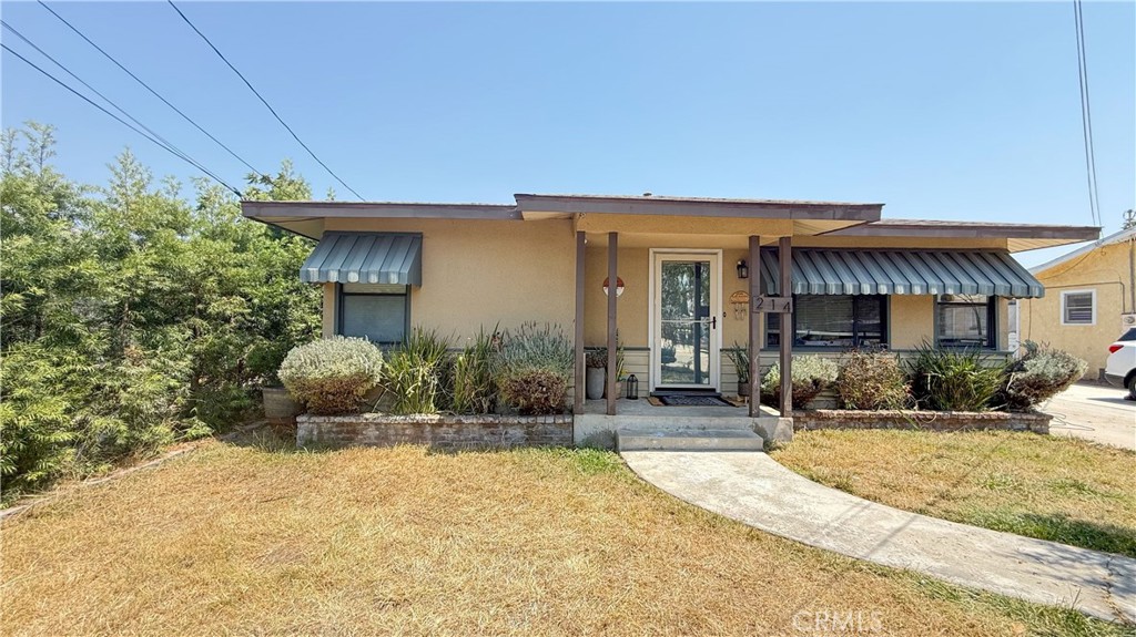 214 S Edward Avenue