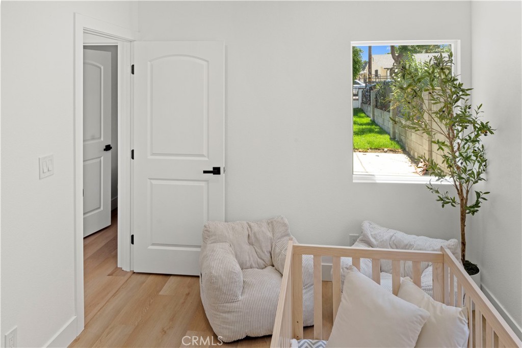 577 Stepney Street