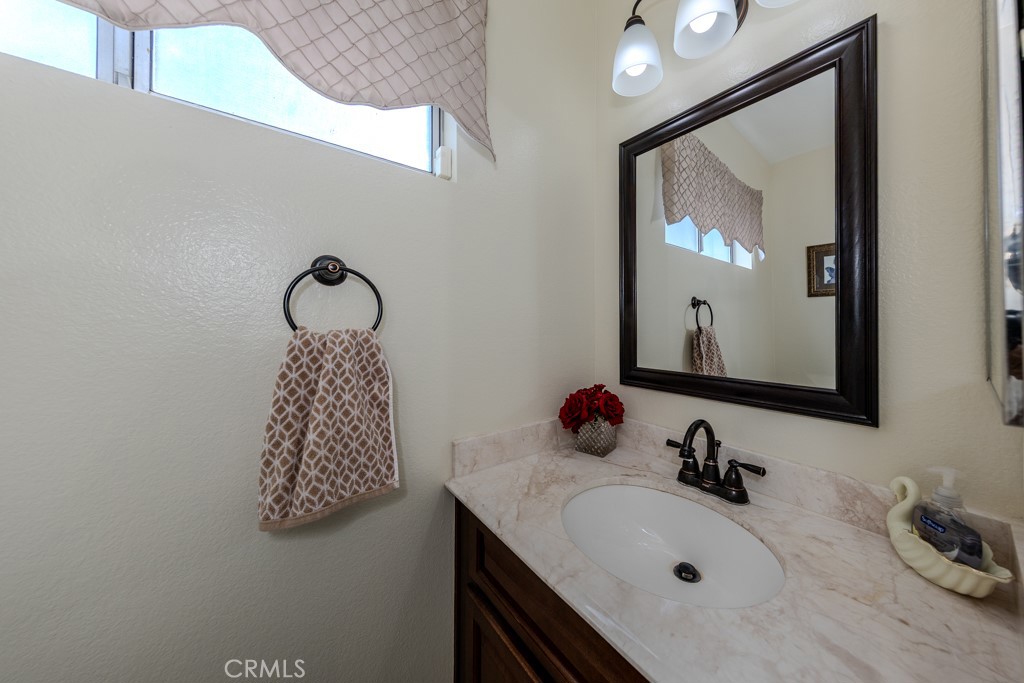 8437 E Amberwood Street