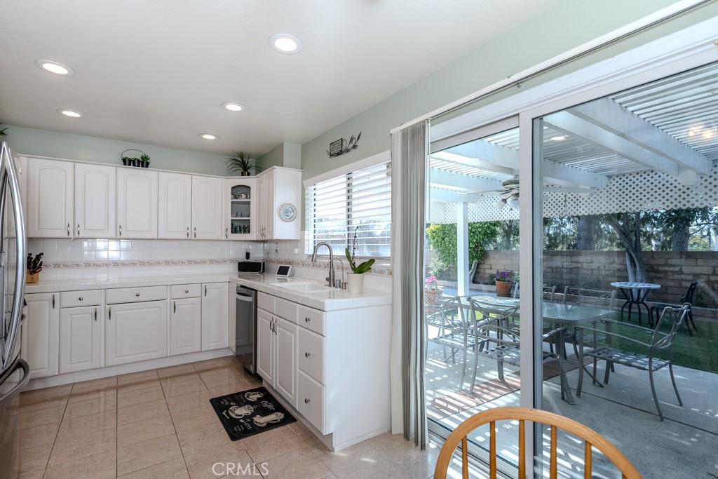8437 E Amberwood Street