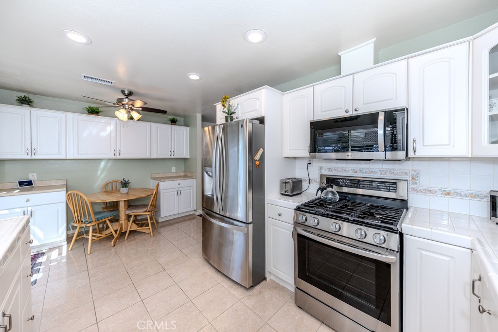 8437 E Amberwood Street