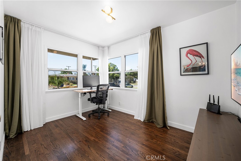 6121 E Huntdale Street