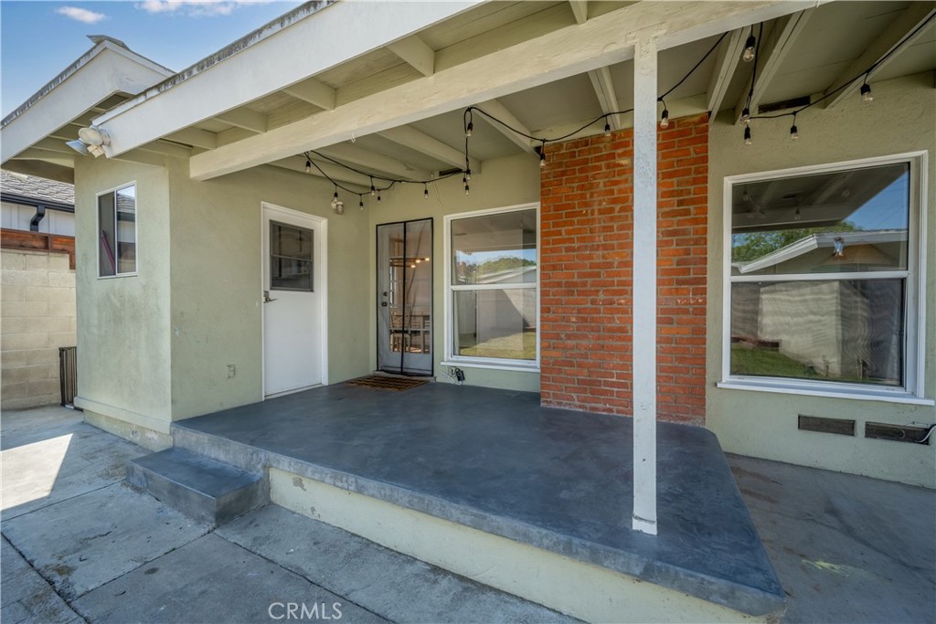 6121 E Huntdale Street