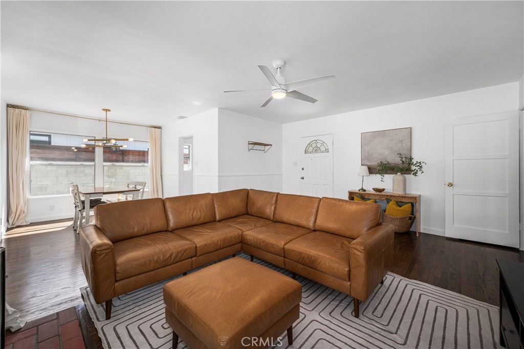 6121 E Huntdale Street