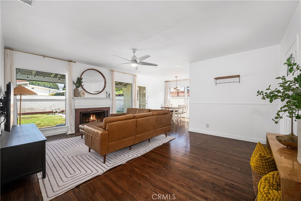 6121 E Huntdale Street