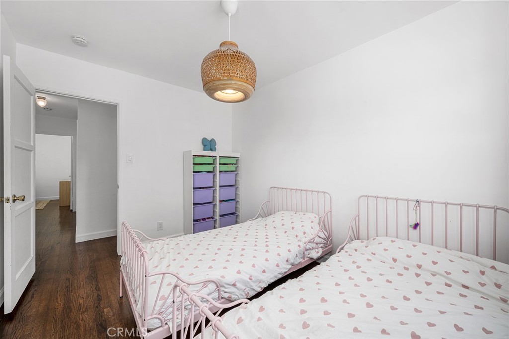 6121 E Huntdale Street