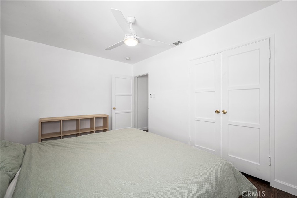 6121 E Huntdale Street