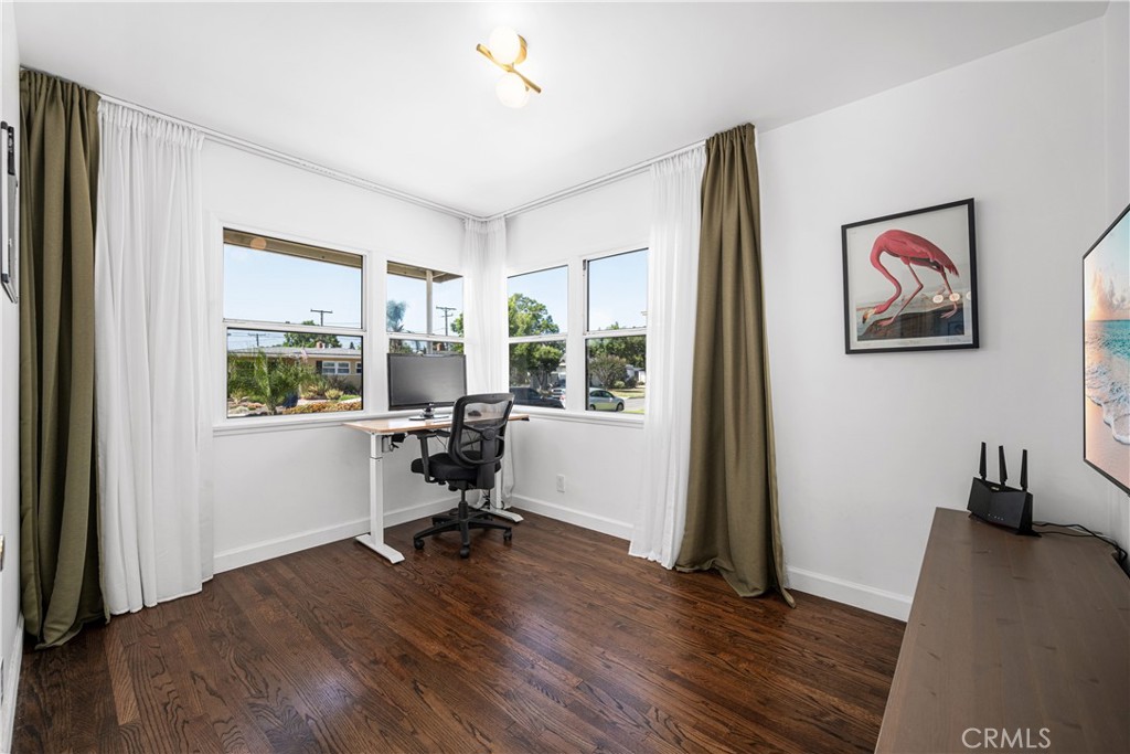 6121 E Huntdale Street