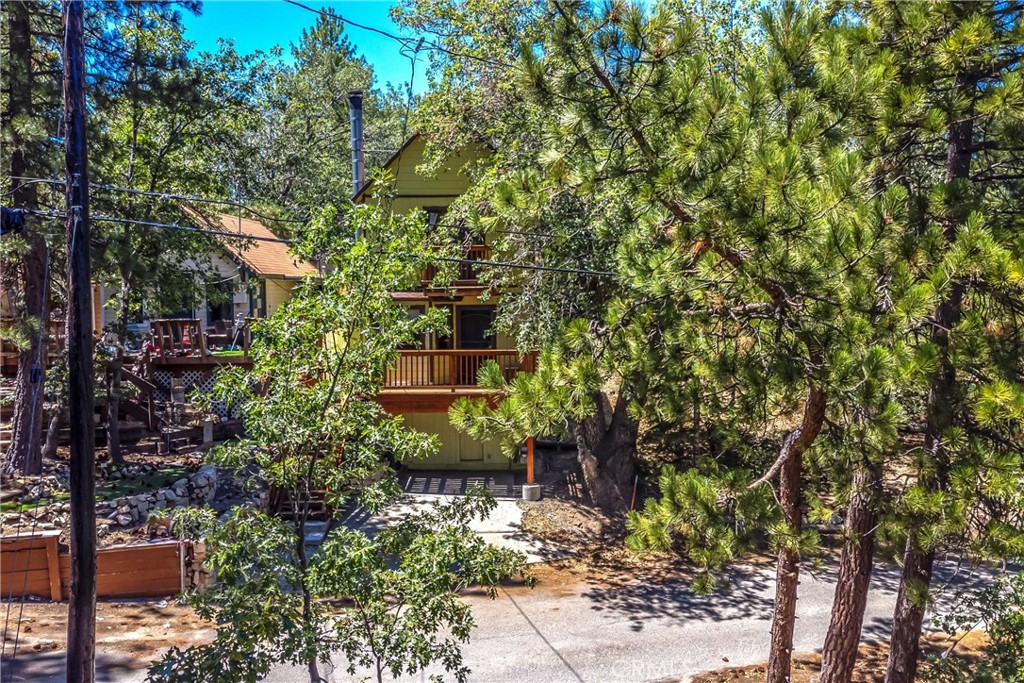 2350 Birch Dr