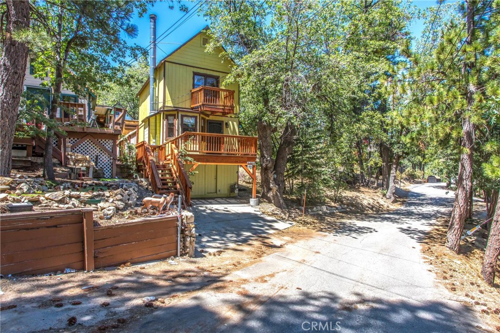 2350 Birch Dr