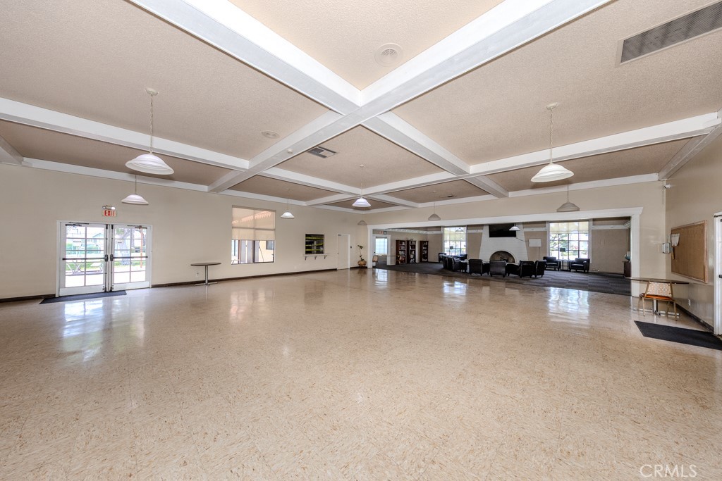 3595 Santa Fe Avenue 278