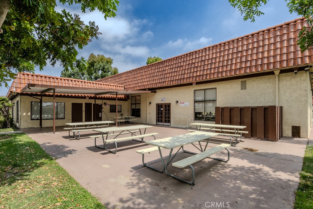 3595 Santa Fe Avenue 278