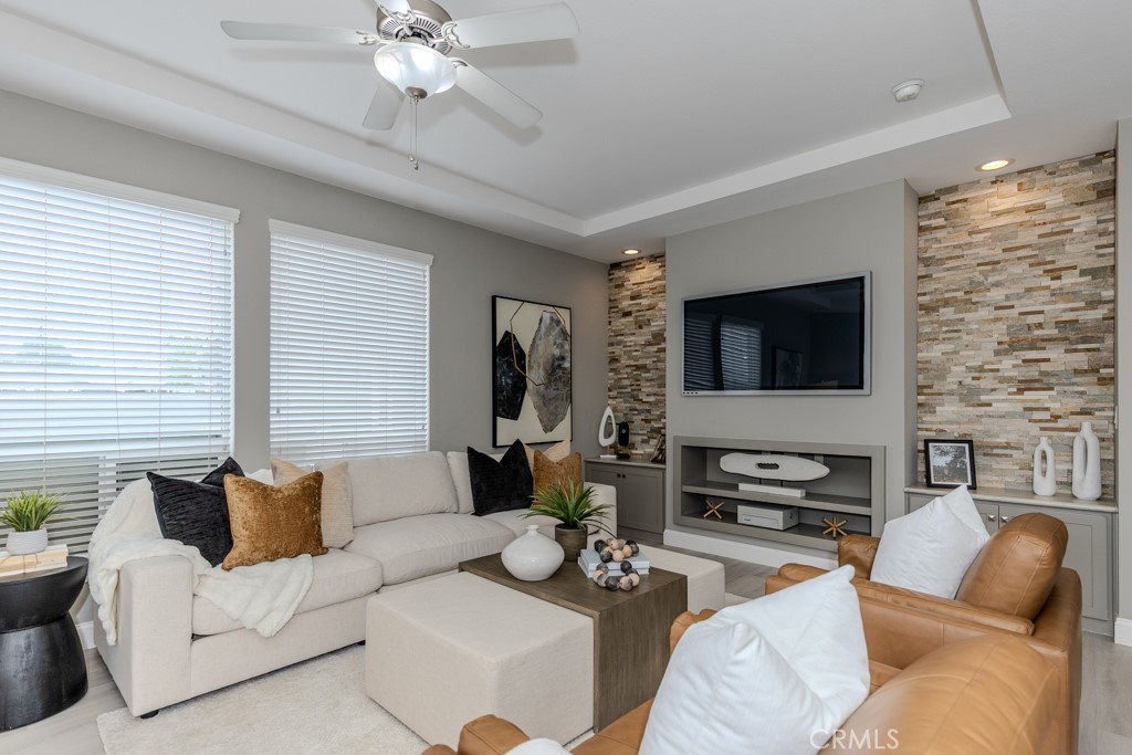 3595 Santa Fe Avenue 278