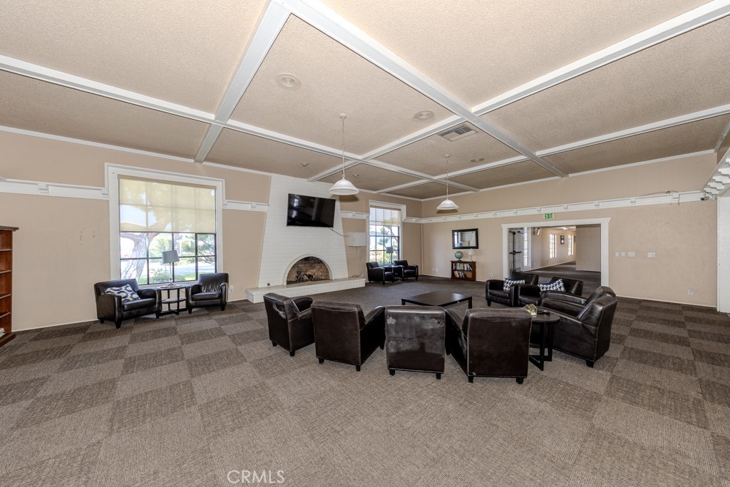 3595 Santa Fe Avenue 278