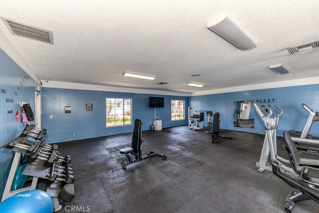 3595 Santa Fe Avenue 278