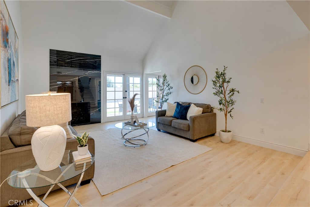 8841 Monte Vista St