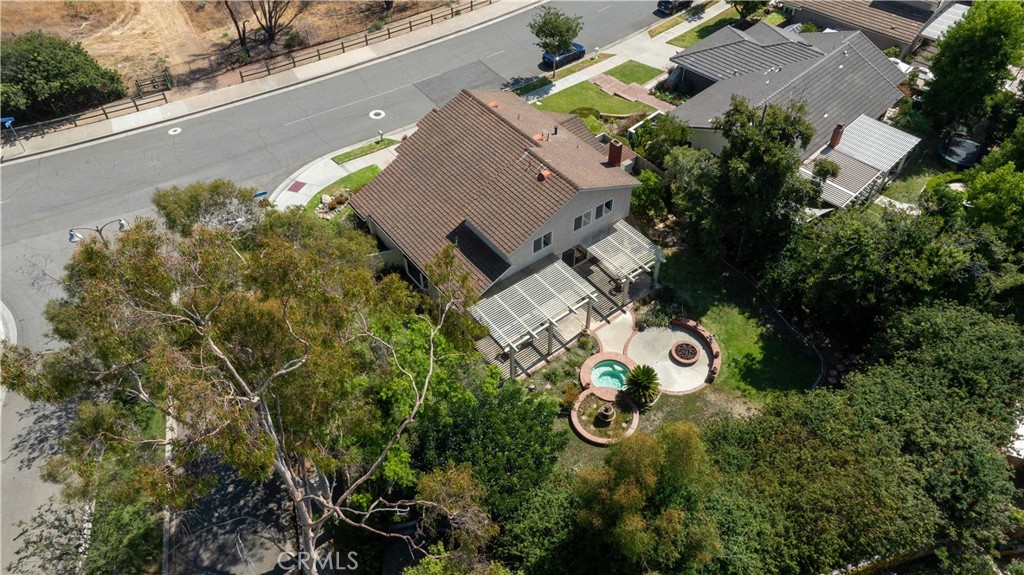 6049 E Mabury Avenue