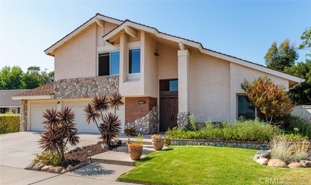 6049 E Mabury Avenue