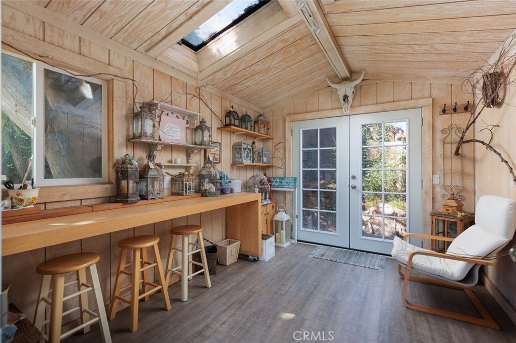 6049 E Mabury Avenue