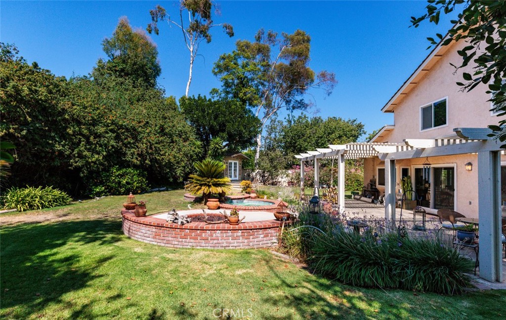 6049 E Mabury Avenue